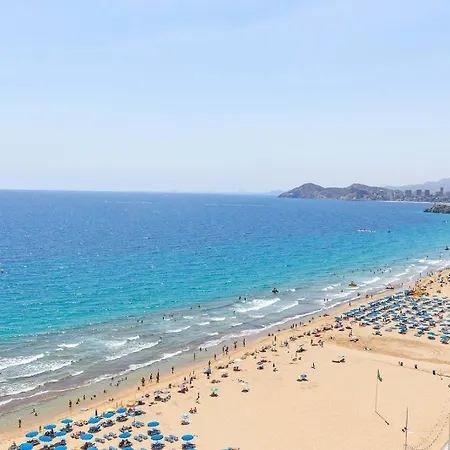 Blue Horizon In بينايدورم
